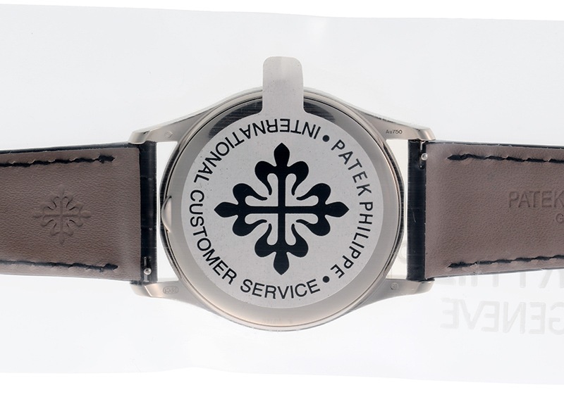 パテックフィリップ - カラトラバ | PATEK PHILIPPE | 5196G-001 | WG シルバー文字盤 手巻き レザー | レストア | 中古